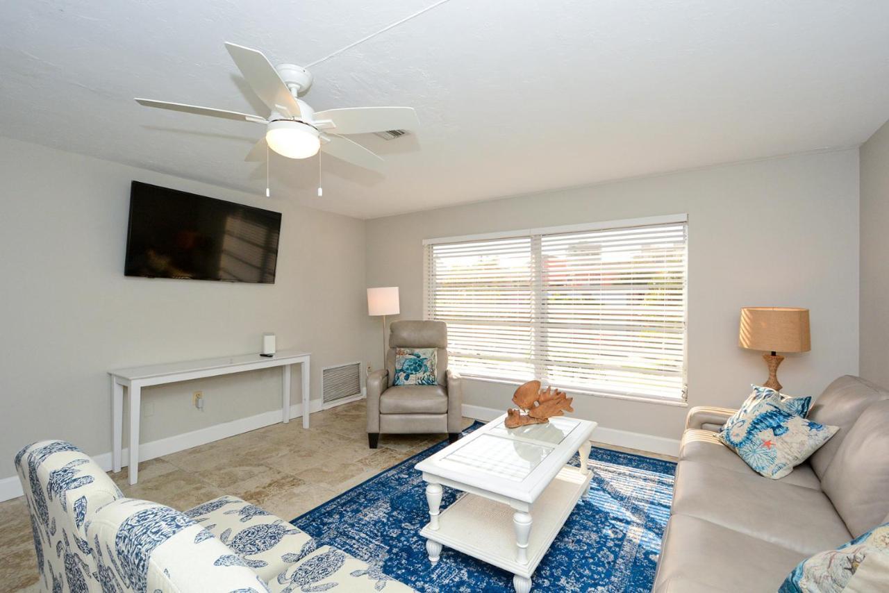 Canal 311 - Right In Siesta Key Village! Sarasota Eksteriør billede