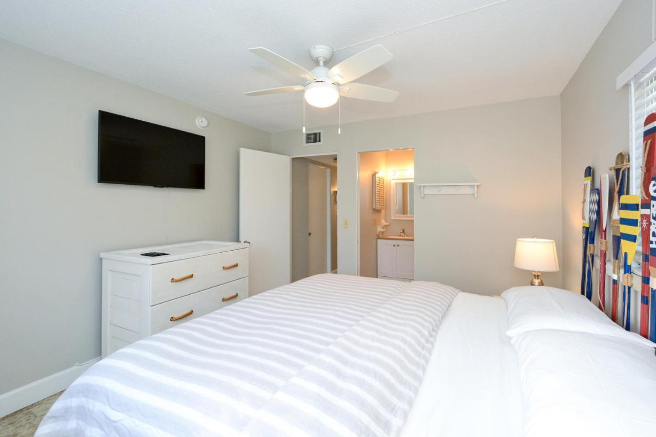 Canal 311 - Right In Siesta Key Village! Sarasota Eksteriør billede